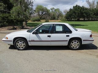 Illustration for article titled Used Car Face-Off: '90s American Performance Saloons